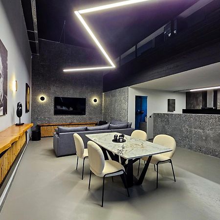 Industrial Loft Lägenhet Tríkala Exteriör bild