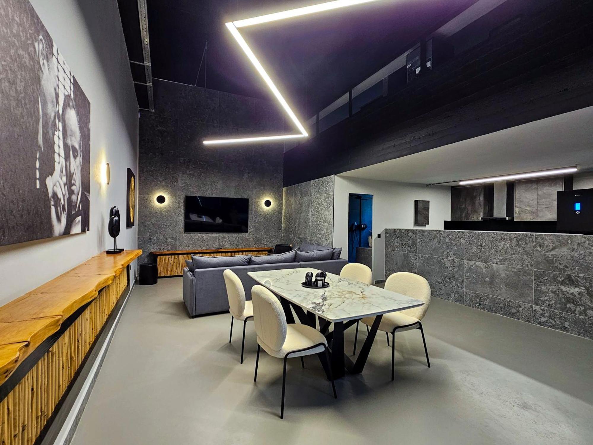 Industrial Loft Lägenhet Tríkala Exteriör bild